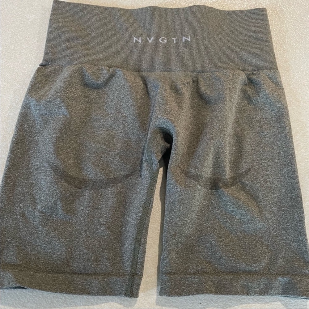 Nvgtn Khaki size small Contour Seamless Shorts- barely worn